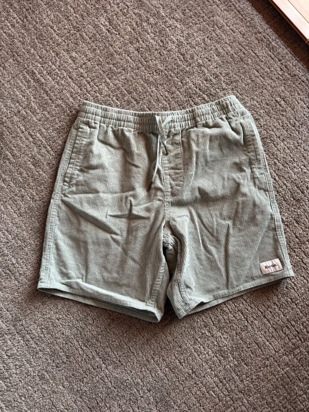 Men's Rhythm shorts--32